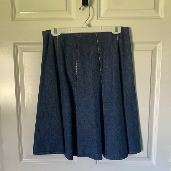Denim skirt by St. John's Bay.  Used.  Size 8 (runs large) - Picture 1 of 6